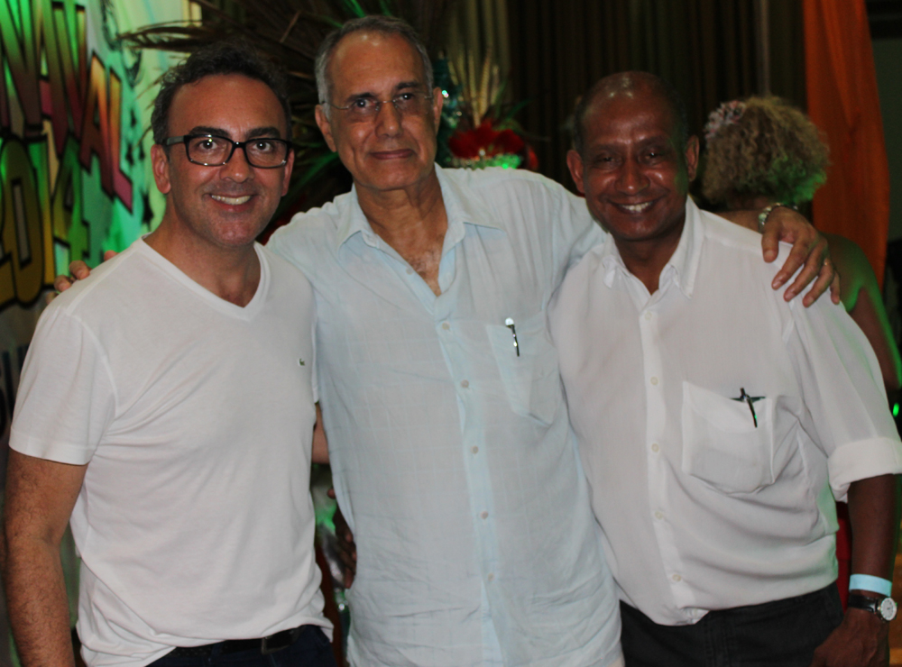 d4_5-Gil Fuentes, Suami Paula de Azevedo e Eli Ramos de Oliveira-ok