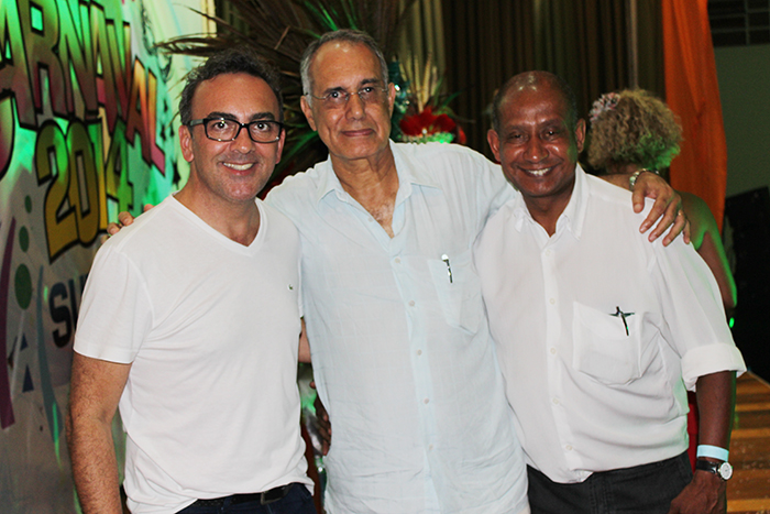 d4_2-Gil Fuentes, Suami Paula de Azevedo e Eli Ramos de Oliveira-fev-14